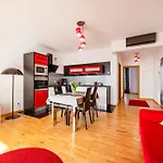 Rimini Moxy Te&am Old Town Parking Dworzec 5 Min شقة