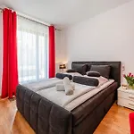 شقة Rimini Moxy Te&am Old Town Parking Dworzec 5 Min كراكوفيا